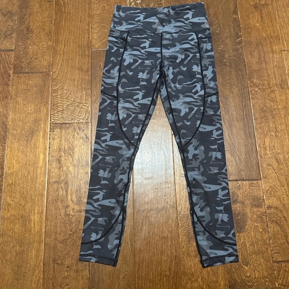 Zyia metallic camo light n tight pocket - Picture 3 of 6